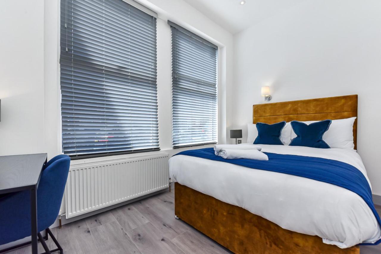 Lovely 2 Bedroom Apartment In Greater Londres Extérieur photo