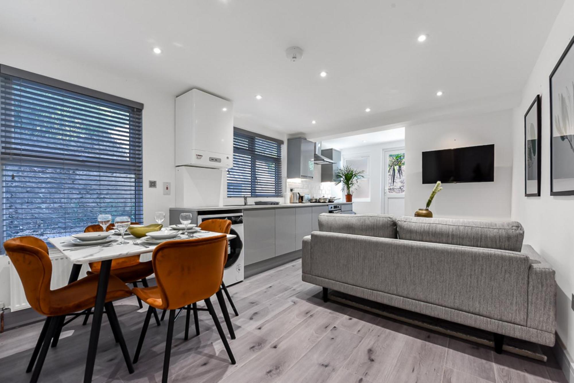 Lovely 2 Bedroom Apartment In Greater Londres Extérieur photo